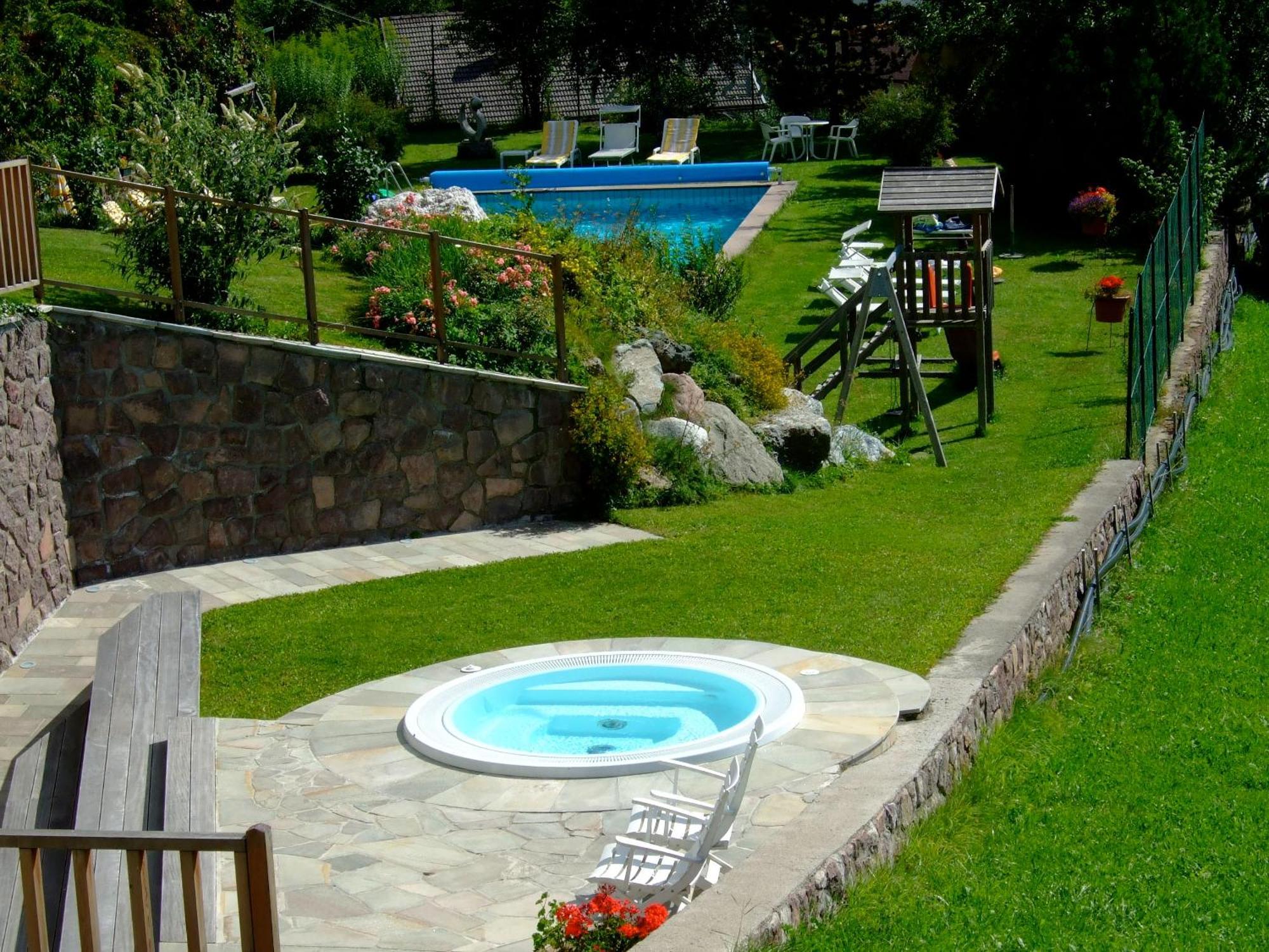 Hotel Tyrol Фунес Экстерьер фото